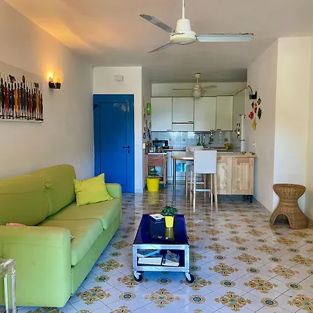 Casa Di Bacco, * Ischia